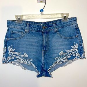 Pull & Bear Denim Shorts. EUR 36 (US Size 4)
